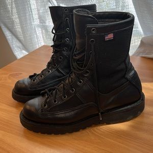 Danner Black Combat Boots Rugged Design Durable Construction